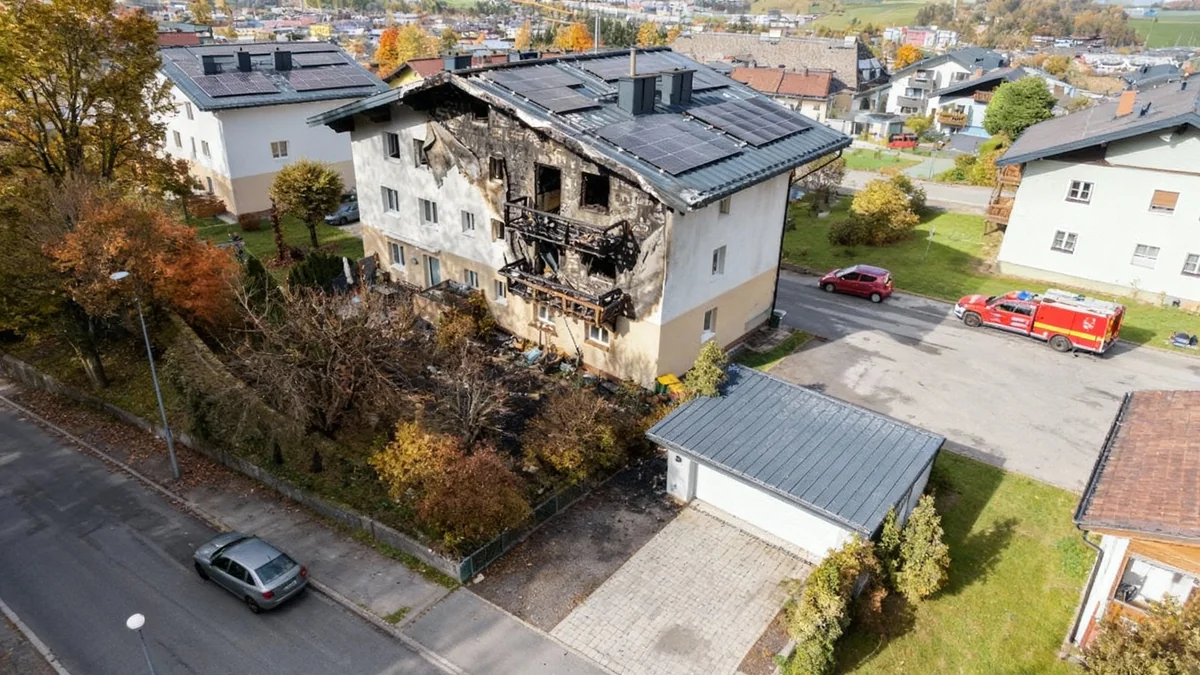 Großbrand in St. Johann: Wohnhaus nach Feuer unbewohnbar
