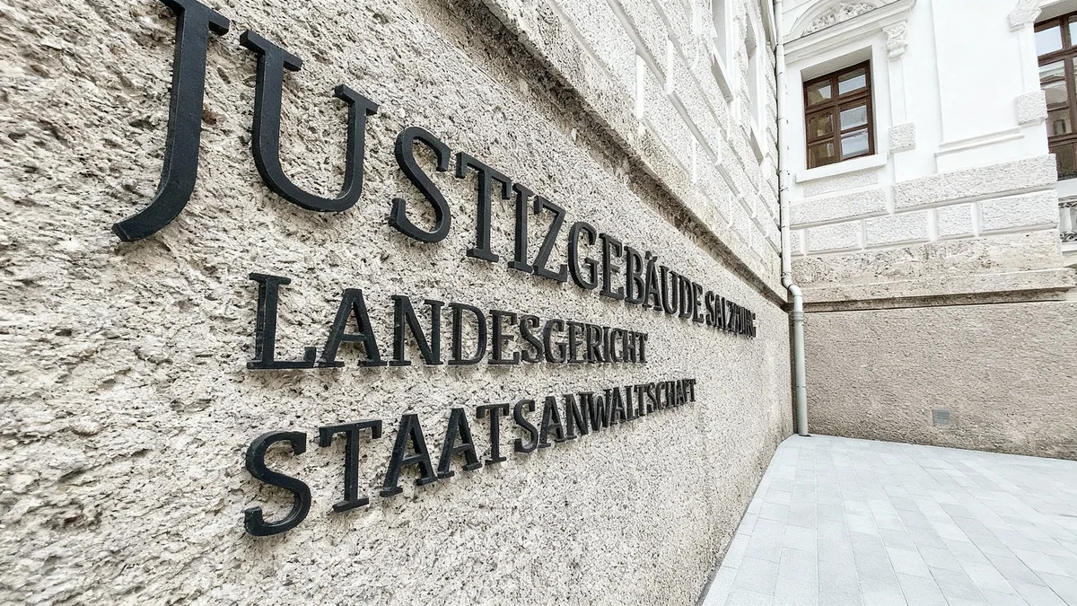 Jugendlicher in Salzburg wegen IS-Propaganda vor Gericht